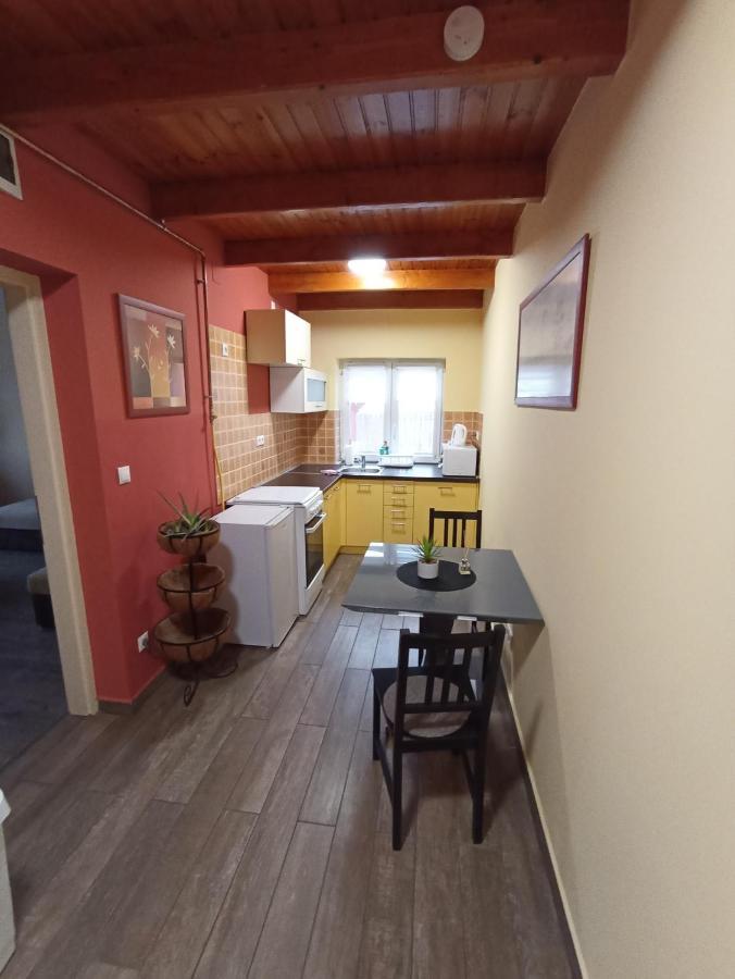 Mórahalom Borostyan Apartmanhaz מראה חיצוני תמונה