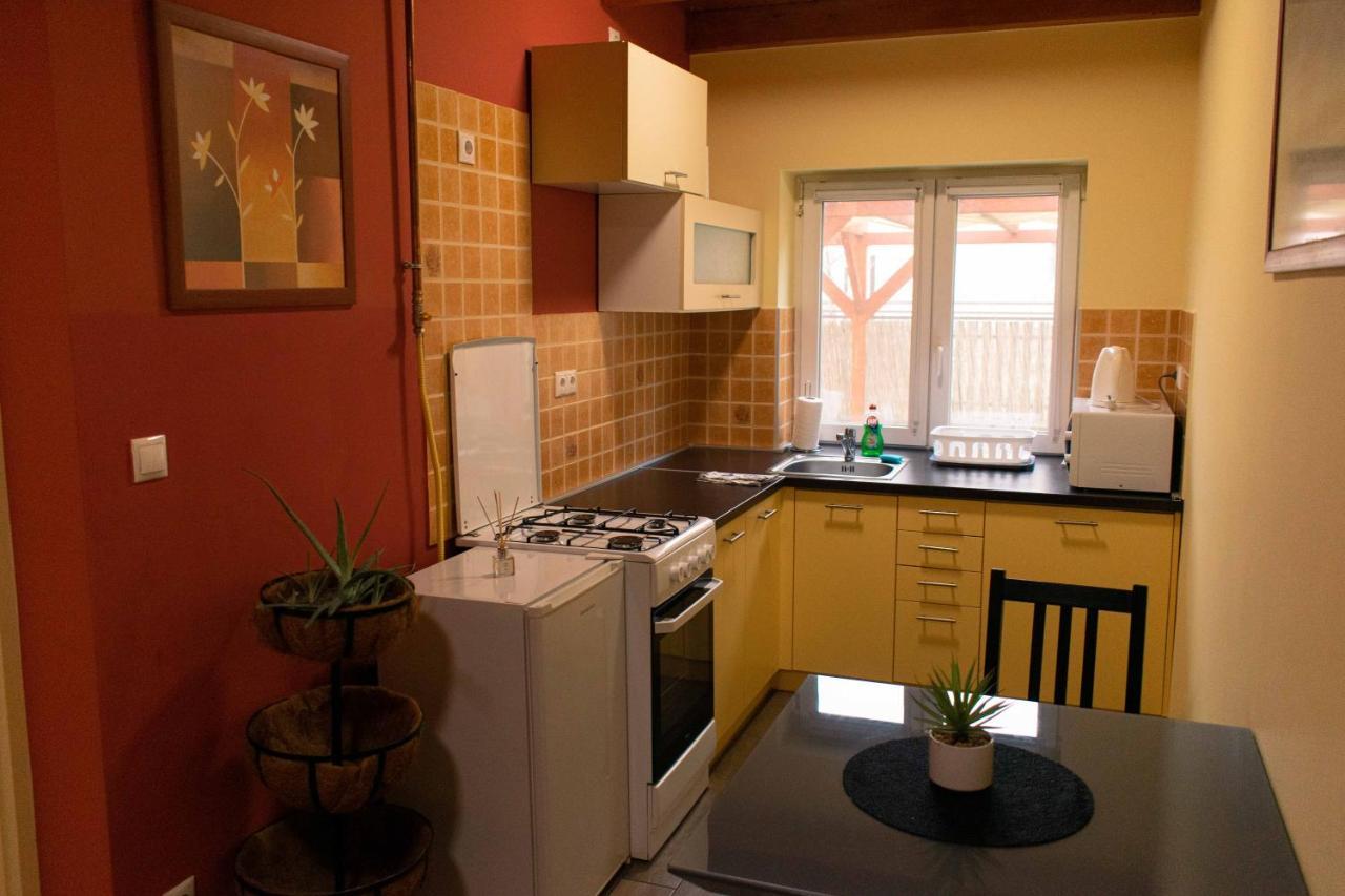 Mórahalom Borostyan Apartmanhaz מראה חיצוני תמונה